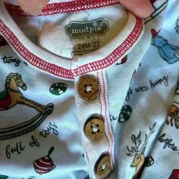Mud pie retro Christmas 2 piece pajamas sz. 2t NWOT CLASSIC RETO HOLIDAY - Picture 3 of 5